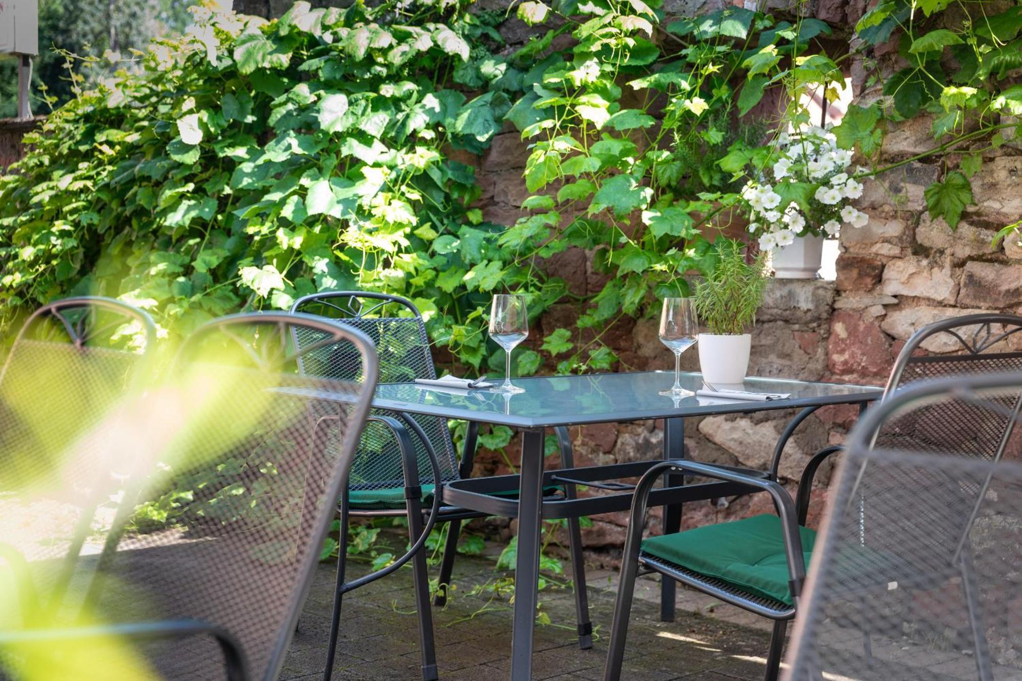 Kreuzwertheim Hotel Landgasthof Zum Kaffelstein מראה חיצוני תמונה