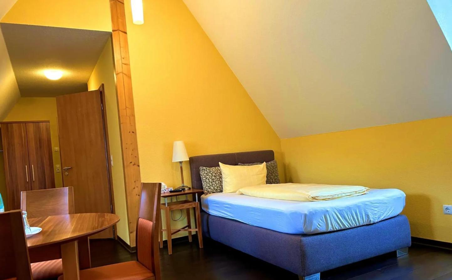 Kreuzwertheim Hotel Landgasthof Zum Kaffelstein חדר תמונה