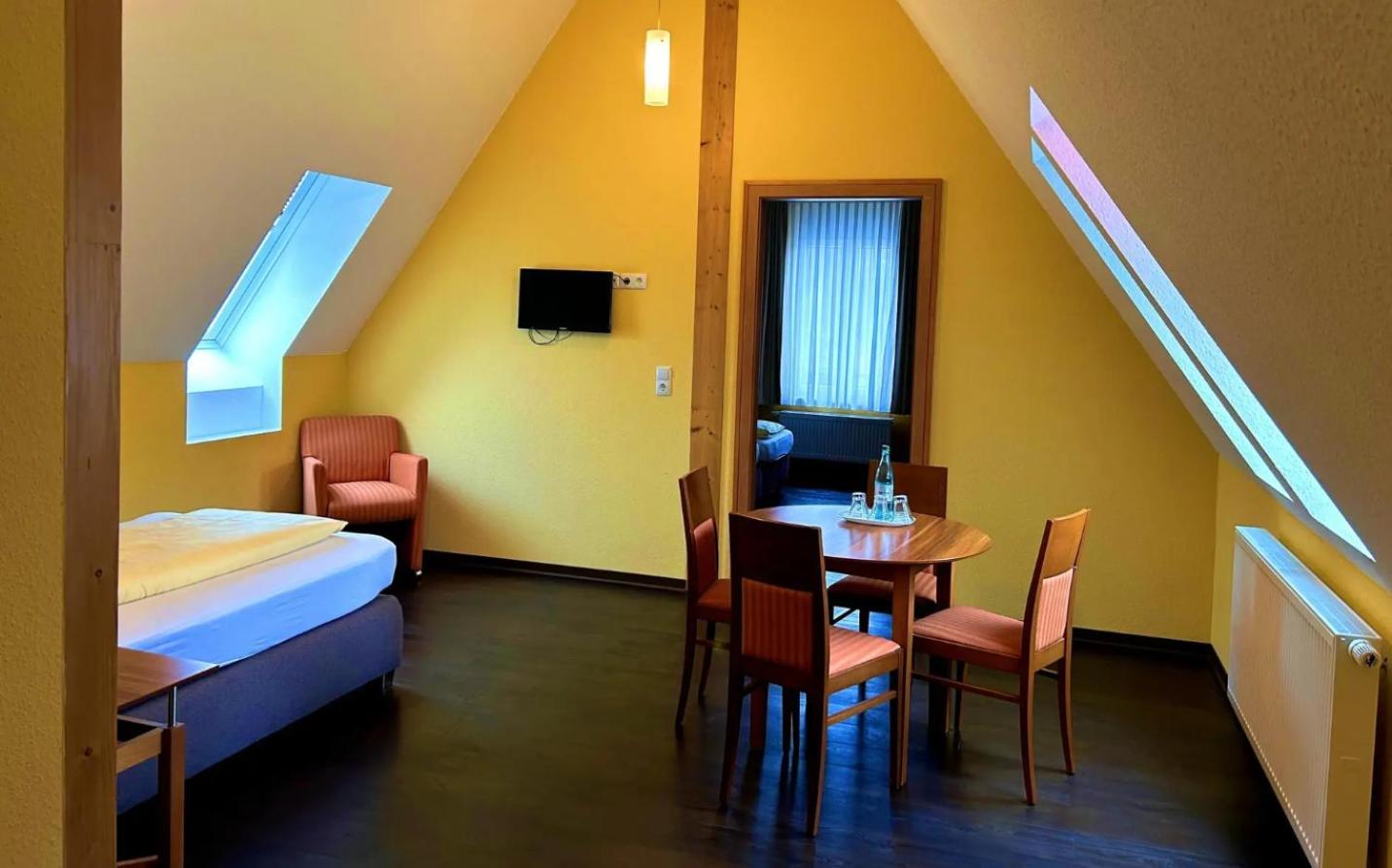 Kreuzwertheim Hotel Landgasthof Zum Kaffelstein חדר תמונה